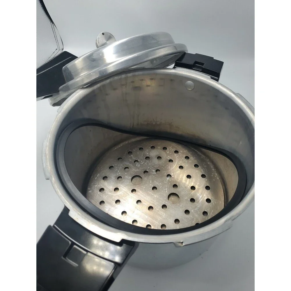 Vtg Mirro-Matic M-0598 8 Qt Aluminum Pressure Cooker / Canner Complete
